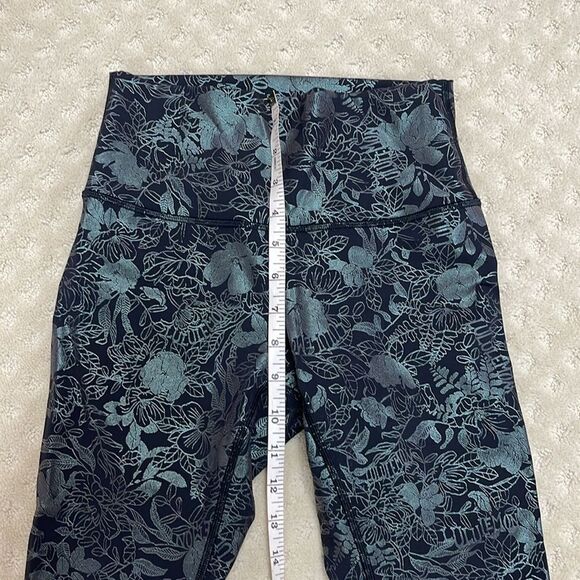 Lululemon Wunder Train High-Rise Crop Foil, Size 4. - Picture 9 of 10